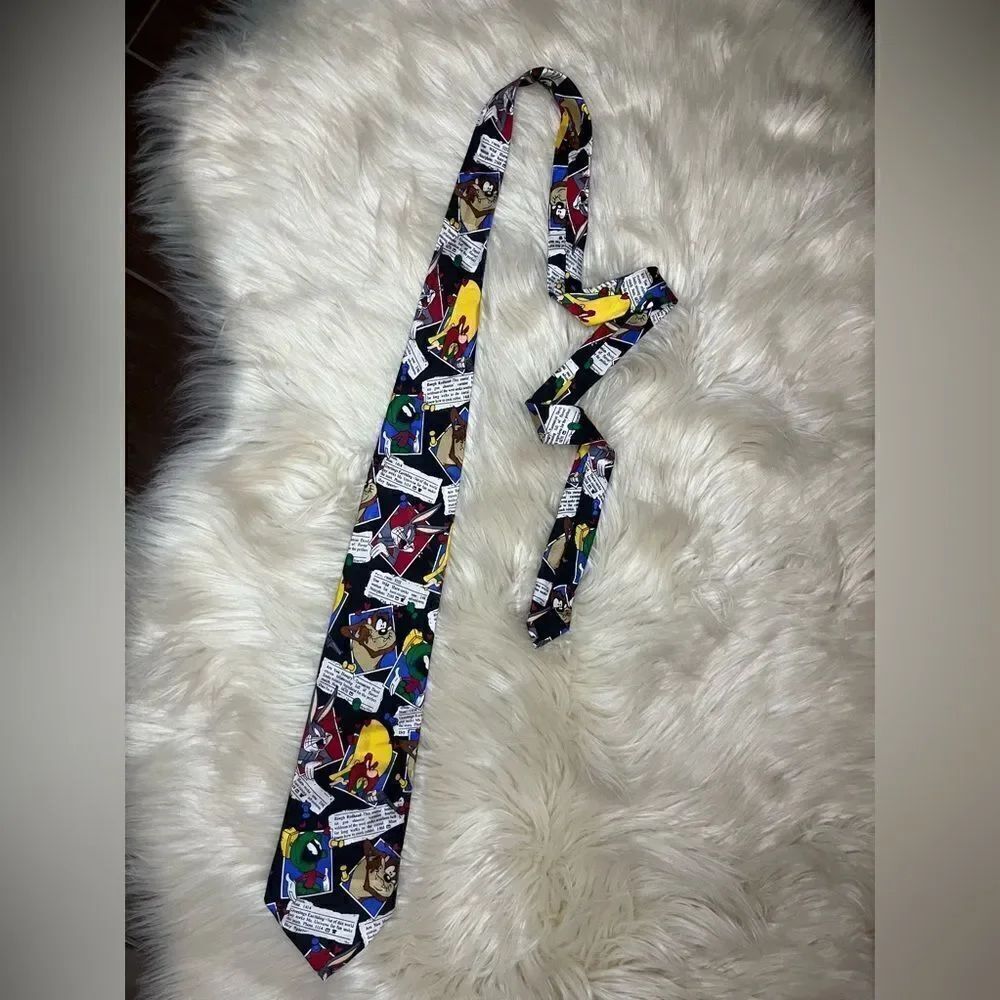 Looney Tunes Mania Tazmanian Devil Bugs Bunny Men's 100% Silk Necktie
